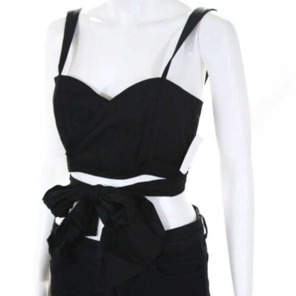 Wayf Tops - NWT Wayf Sweetheart Neckline Crop Top